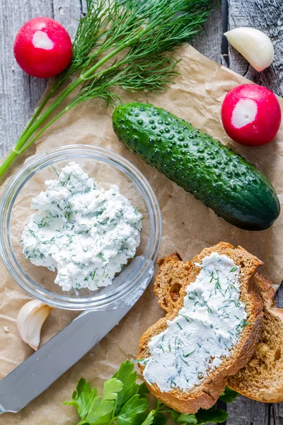 Bruschetta con requesón —  Fotos de Stock