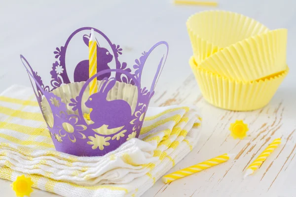 Forro de cupcakes, velas — Fotografia de Stock