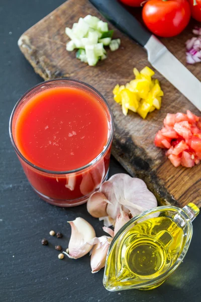 Gazpacho ingredientes de sopa de verão — Fotografia de Stock