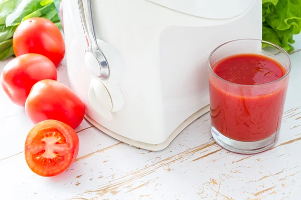 Seleção de verduras e suco — Fotografia de Stock