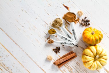 Noel ve Şükran için baharat seçimi