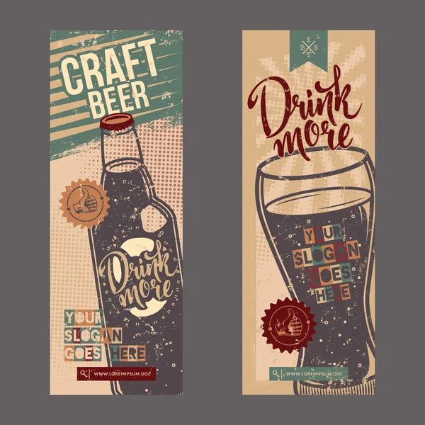 Şişe ve bardak içecek vintage retro afiş ile ayarla