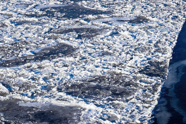 Sciogliere Ghiaccio Galleggiante Sul Fiume Una Giornata Sole Primaverile Texture — Foto Stock