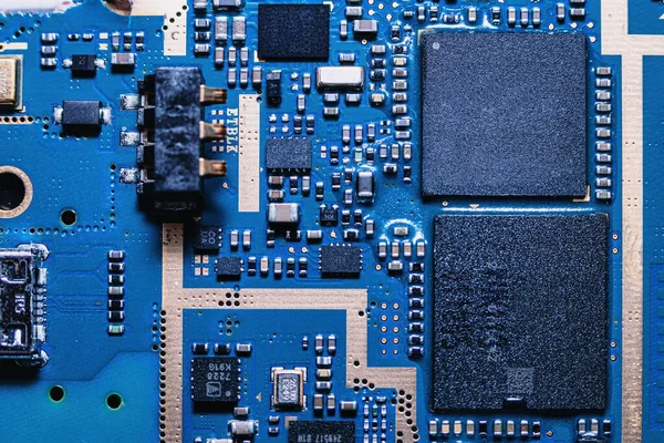 Microchips Geïntegreerd Het Bord Het Microcircuit Gefotografeerd Close — Stockfoto