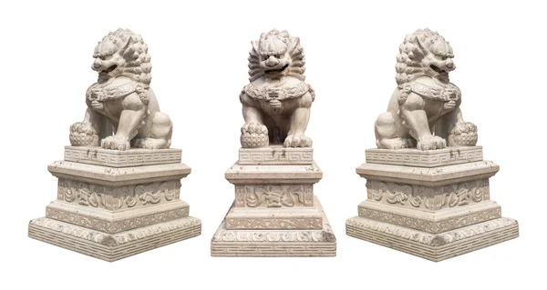 Estatua imperial china del león, aislada con el camino del recorte — Foto de Stock