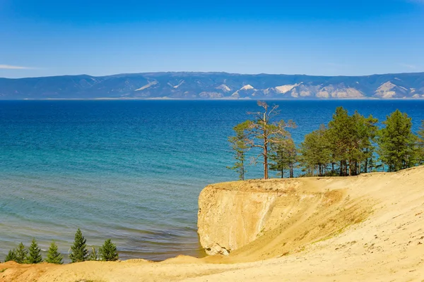 Olkhon eiland op baikal lake — Stockfoto