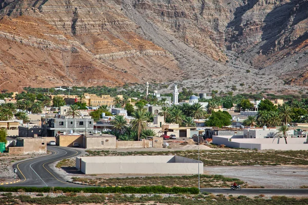 Muhteşem dağ manzarası içinde Bukha, Musandam Yarımadası, Umman