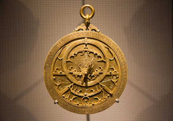 Staré arabské astroláb — Stock fotografie
