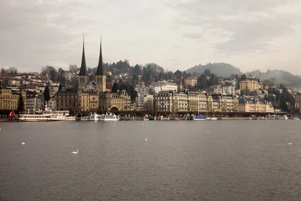 Pemandangan kota dari pusat kota Luzern (Lucerne), Swiss — Stok Foto