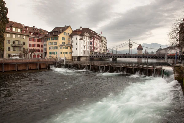 从市中心卢塞恩 （琉森），瑞士的城市风景 — 图库照片