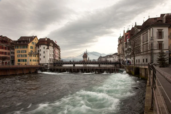 Vista da cidade do centro de Luzern (Lucerna), Suíça — Fotografia de Stock