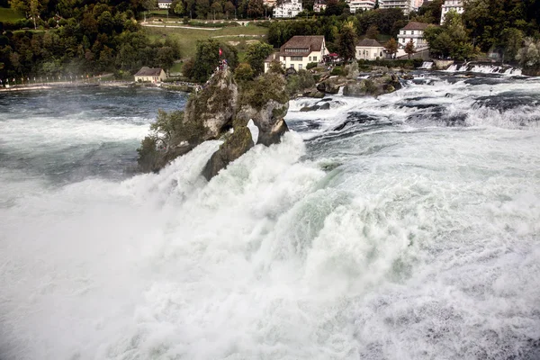 Rheinfall, największy wodospad w Europie, Schaffhausen, Szwajcaria — Zdjęcie stockowe