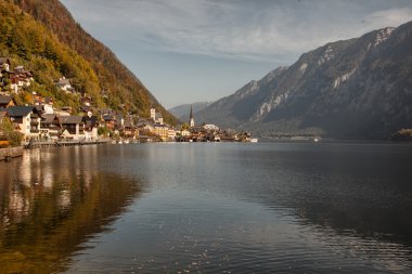 Hallstatt, kent merkezine ve göl, Salzkammergut bölge, Avusturya