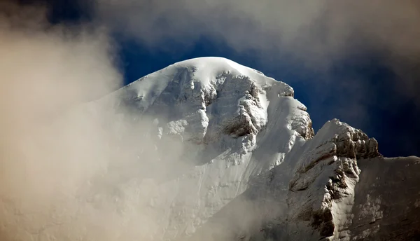 Geleiras, gelo e neve permanente em Eiger, perto de Grindelwald, Suíça — Fotografia de Stock