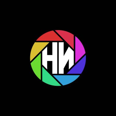 HN Monogram Logo Harfi Geometrik Çokgen lens gökkuşağı çember biçimi
