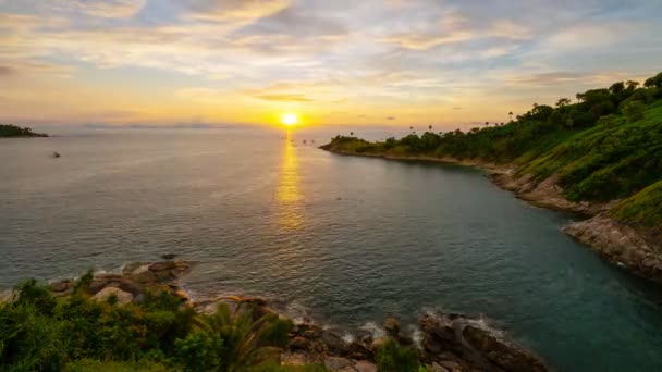 Luftaufnahme Sonnenuntergang Zeitraffer Über Dem Meer Mit Touristenbooten Sehen Schöner — Stockvideo