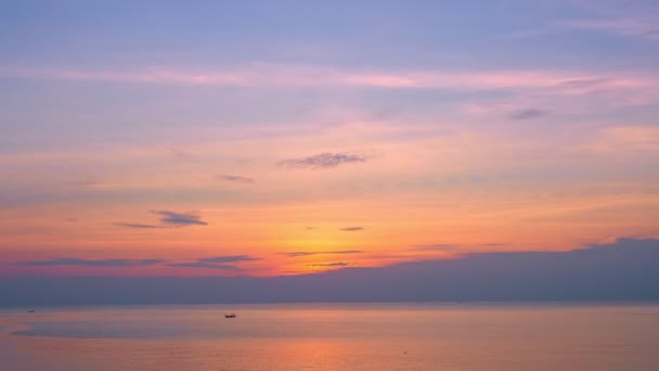 Zaman Ayarlı Görüntüler Işık Günbatımının Güzel Hareket Bulanıklığı Deniz Üzerinde — Stok video