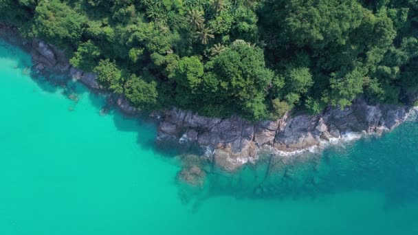 Incroyable Vue Aérienne Haut Bas Des Vagues Géantes Océan Écrasant — Video