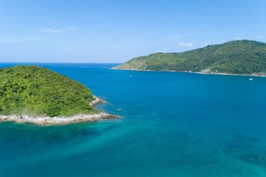 Muhteşem manzara doğa manzarası. Güzel tropikal deniz manzarası. Deniz kıyısı manzaralı yaz mevsimi görüntüsü..