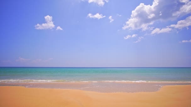 Sommerstrand Auf Phuket Thailand Schönes Tropisches Meer Klarer Blauer Himmel — Stockvideo