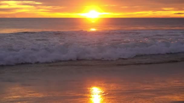 Incroyable Coucher Soleil Lever Soleil Nuages Dramatiques Ciel Dessus Mer — Video