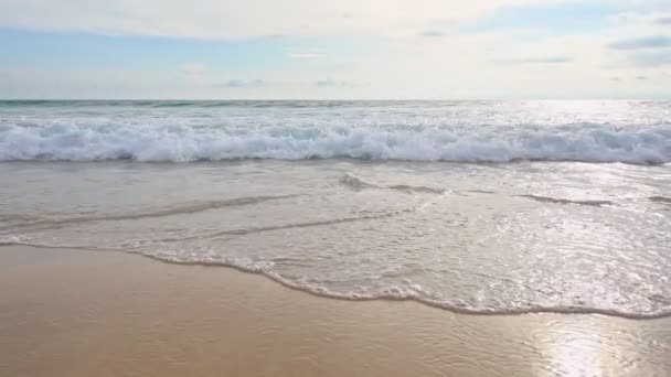 Slow Motion Shot Close Wave Crashing Tropical Beach Sunny Day — Stock video