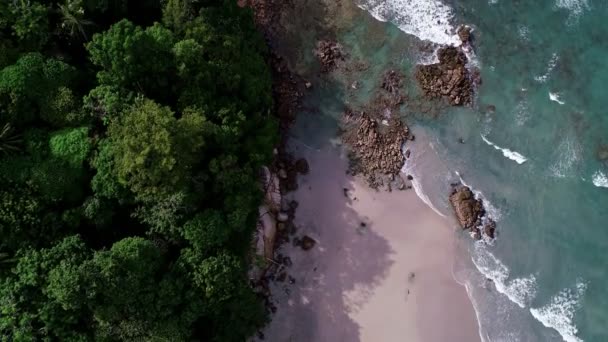 Vista Aerea Della Costa Rocciosa Nell Isola Phuket Bellissimo Mare — Video Stock