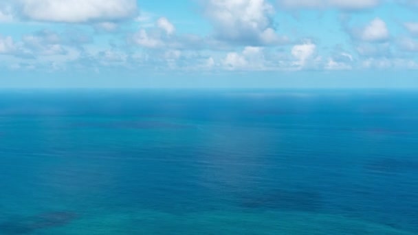 Vista Aérea Hiperlapso Superficie Del Mar Timelapse Nubes Que Pasan — Vídeos de Stock