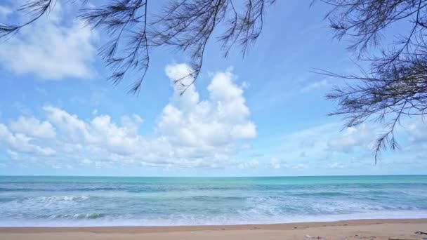 Güneşli Bir Günde Yaz Denizi Phuket Plajı Açıklarında Tropikal Deniz — Stok video