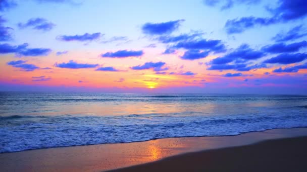Dramatic Sea Sunset Sunrise Burning Colourful Sky Shining White Waves — Stock Video