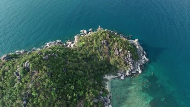 Piękne Morze Tropikalne Wyspie Koh Tao Sezonie Letnim Niebieskie Niebo — Wideo stockowe