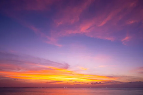 Закат Восход Солнца Над Морем Красивые Пейзажи Облаками Удивительный Свет — стоковое фото
