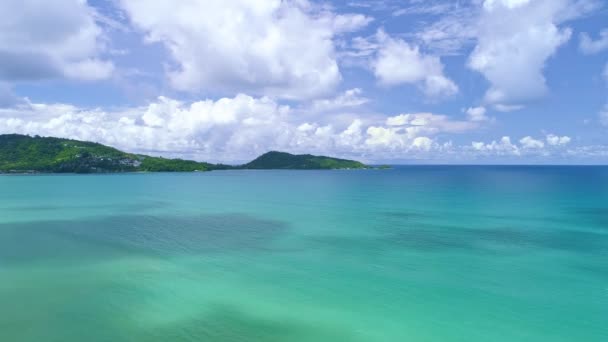 Vista Aerea Vista Dall Alto Palme Cocco Sulla Bellissima Spiaggia — Video Stock