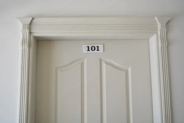 Ahşap Oda kapı otel açık görünüm