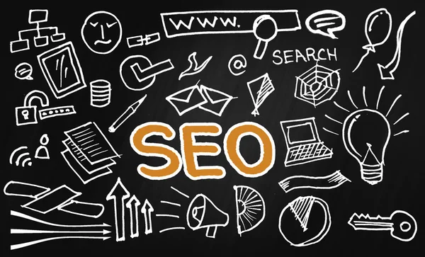Yazı tahtası üzerinde SEO çizim.