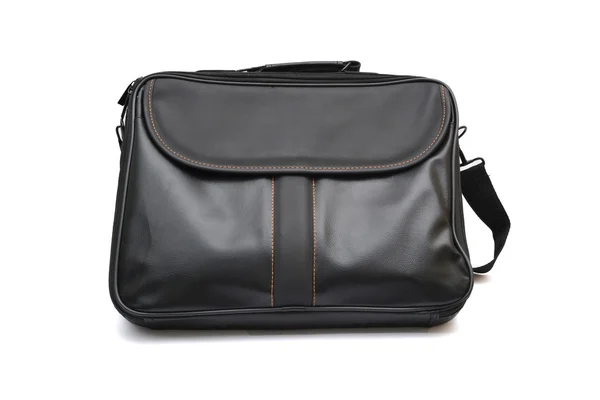 Bolso portátil de cuero color negro sobre fondo blanco — Foto de Stock
