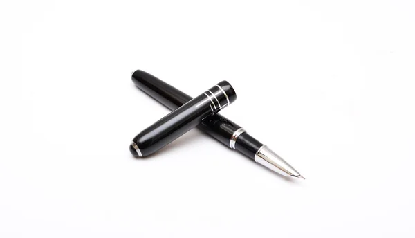 Penna da scrittura con cappuccio isolato su bianco — Foto Stock