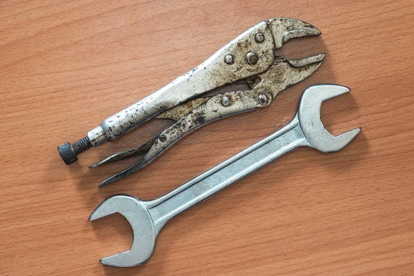 Wrenchs on wood background. — Stock Photo, Image