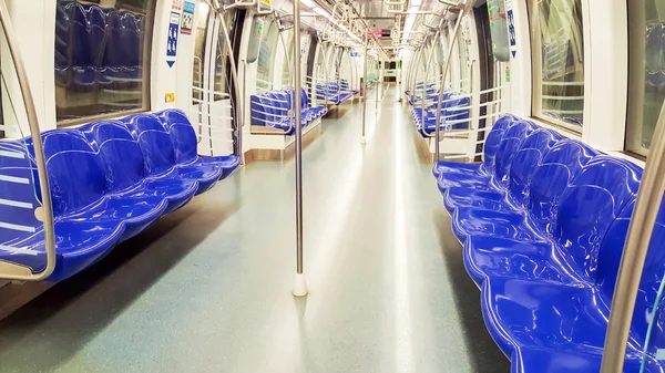 Prázdné židle v metru. — Stock fotografie