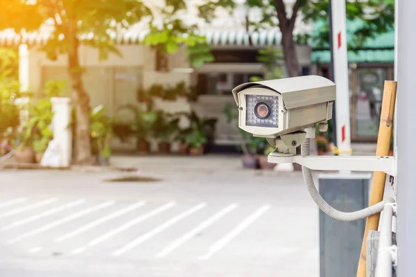 Caméra de sécurité CCTV . — Photo