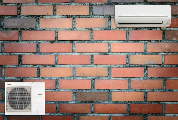 Aire acondicionado y compresor de pared . — Foto de Stock