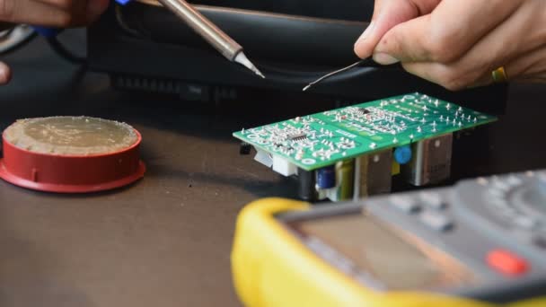 Soldering board electronics. — Stock Video