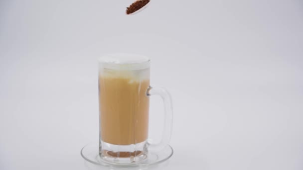 Sprinkle Coffee Powder Coffee Froth Iced Coffee Mug — Stock Video