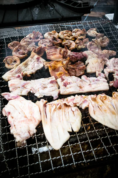 Gegrilde varkensvlees — Stockfoto