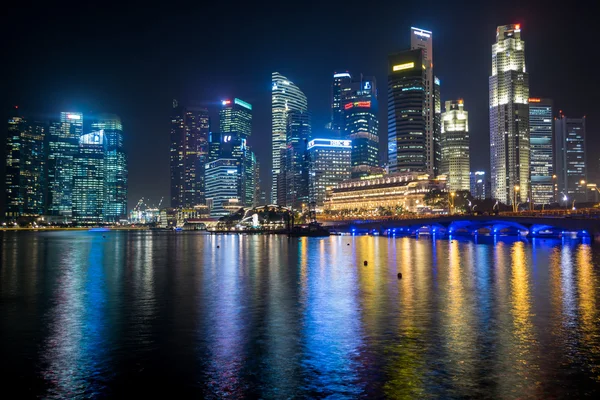 Veja edifícios de negócios centrais e marcos de Singapura . — Fotografia de Stock