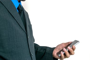 genç işadamı bir akıllı telefon kullanma.