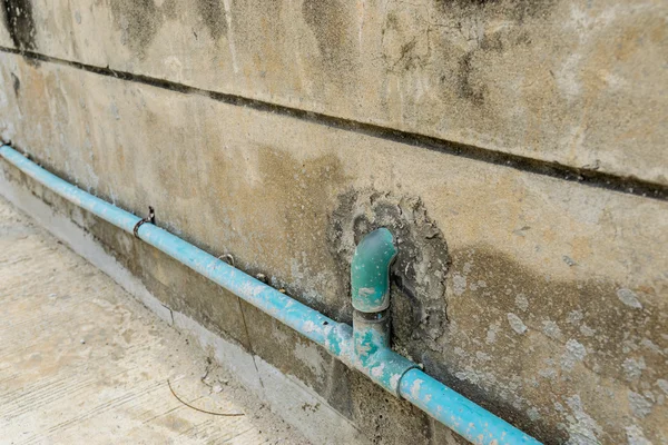 Tubo de PVC para abastecimento de água — Fotografia de Stock