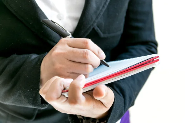 Mujer de negocios escribiendo la palabra . — Foto de Stock