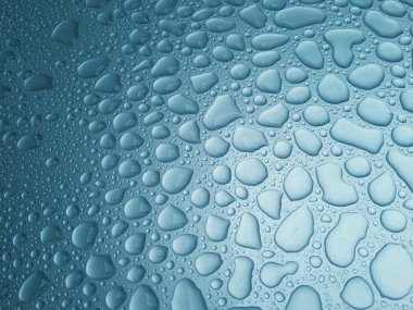 Yağmur damlaları güzelliği.