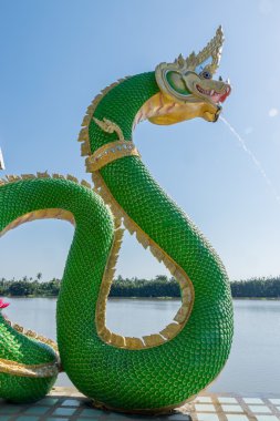 Güzel Naga heykeli.